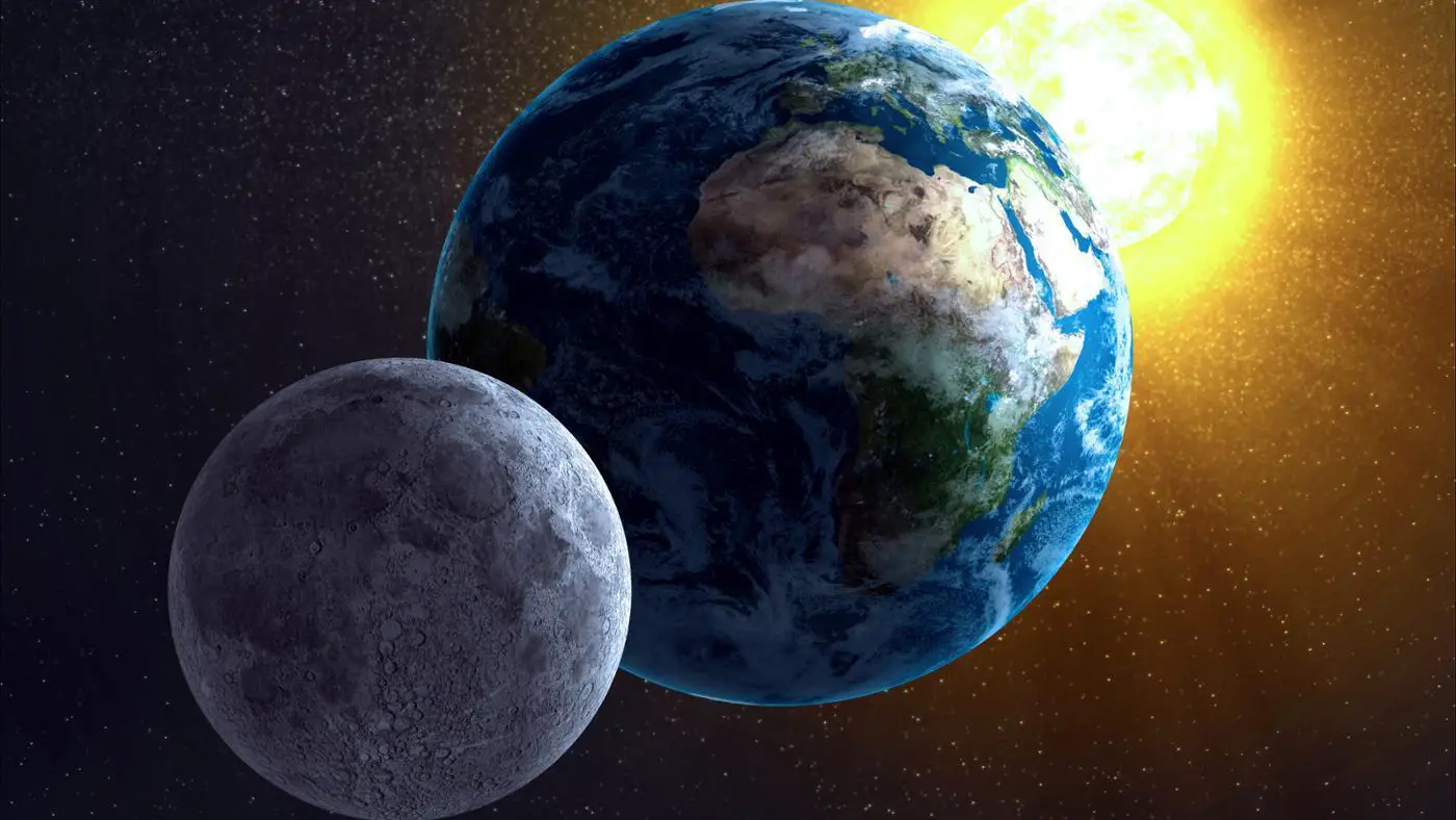 ايهما اكبر حجما القمر ام الارض